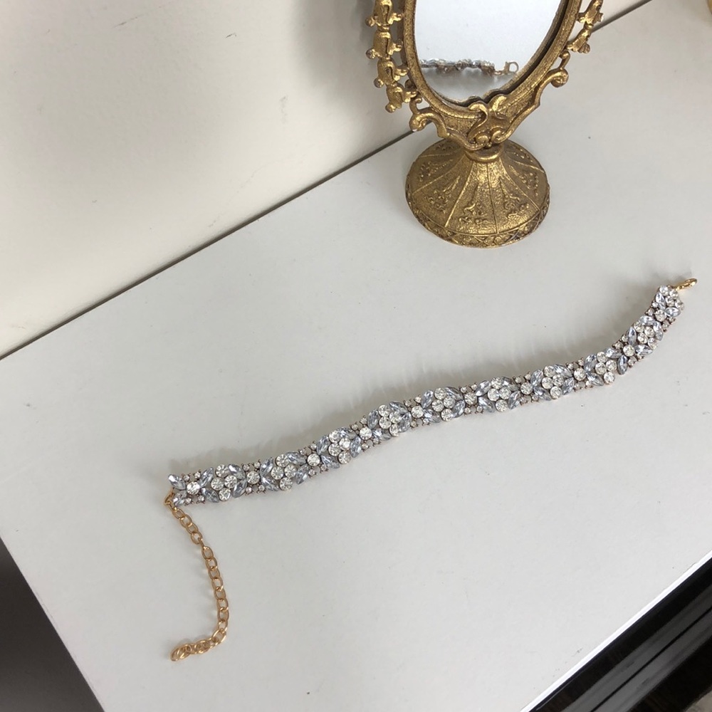 Crystal butterfly choker - Picture 2 of 4